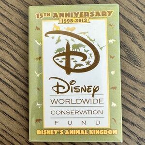 2013 Disney Animal Kingdom 15th Anniversary Worldwide Conservation Pin/B…
